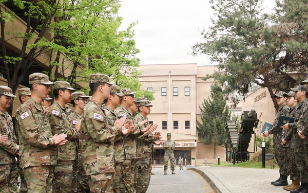KATUSA Soldiers Recognized During ETS at Osan Air Base