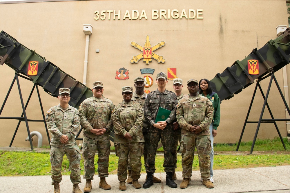 KATUSA Soldiers Recognized During ETS at Osan Air Base