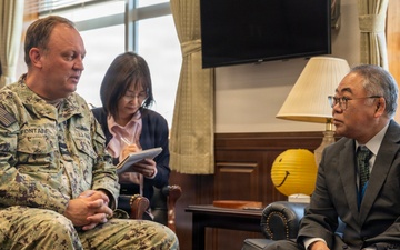 SDO Chief Tagawa Visits CFAS