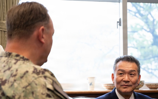 Sasebo City Fire Bureau Director Nagayoshi Visits CFAS