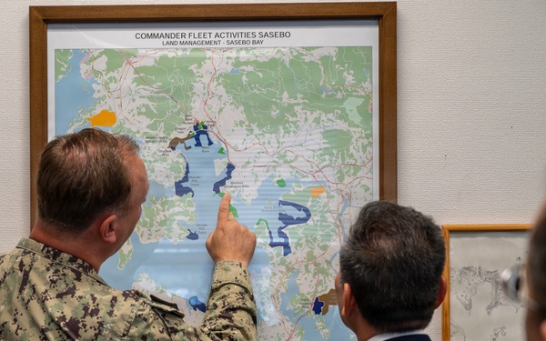 Sasebo City Fire Bureau Director Nagayoshi Visits CFAS