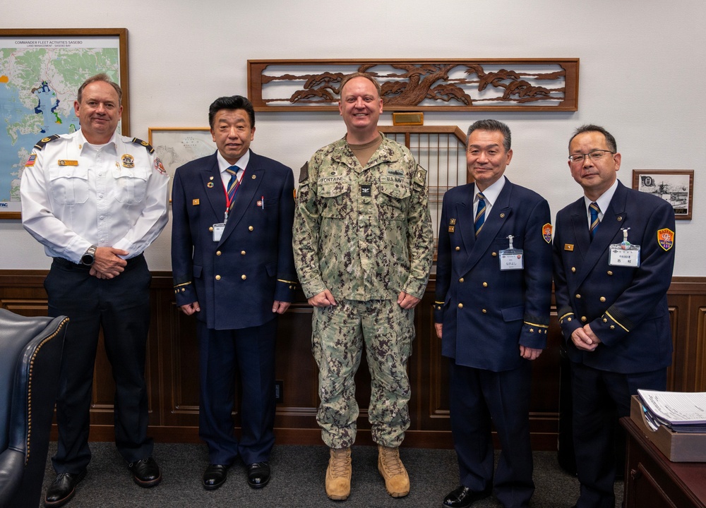 Sasebo City Fire Bureau Director Nagayoshi Visits CFAS