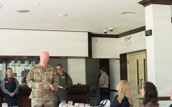 5 AF CC participates in Yokota immersion tour