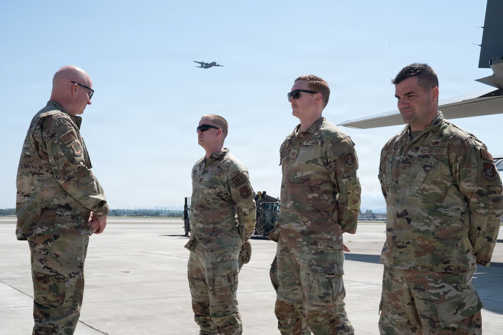 5 AF CC participates in Yokota immersion tour