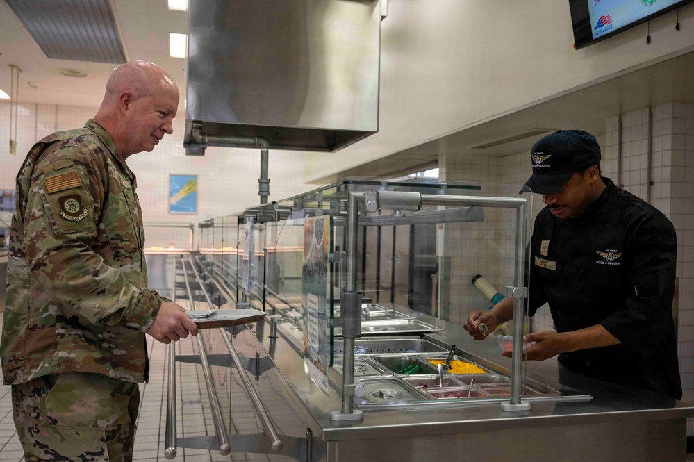 5 AF CC participates in Yokota immersion tour