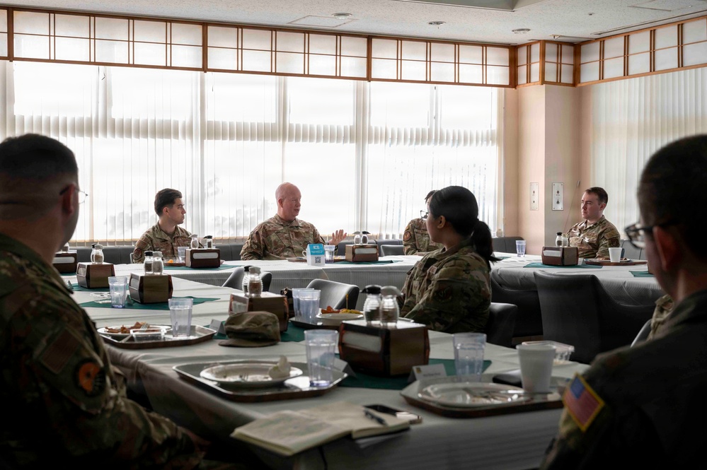 5 AF CC participates in Yokota immersion tour