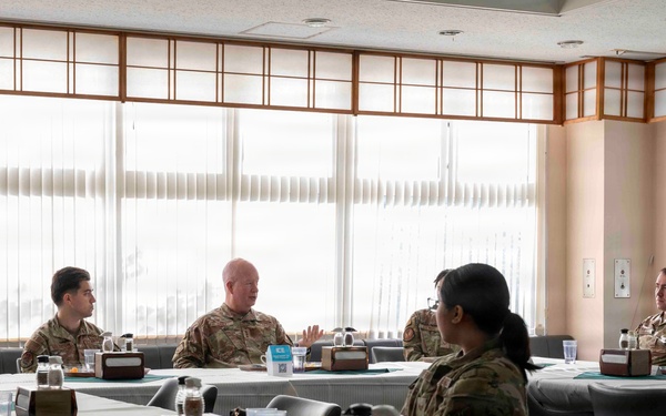 5 AF CC participates in Yokota immersion tour