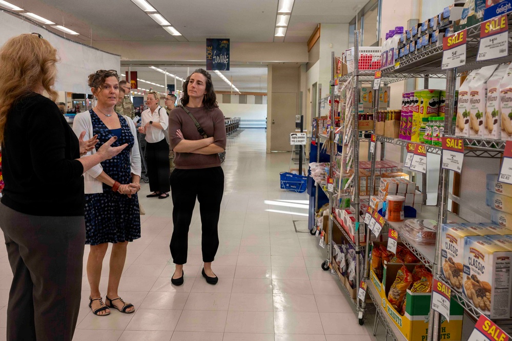 5 AF CC participates in Yokota immersion tour