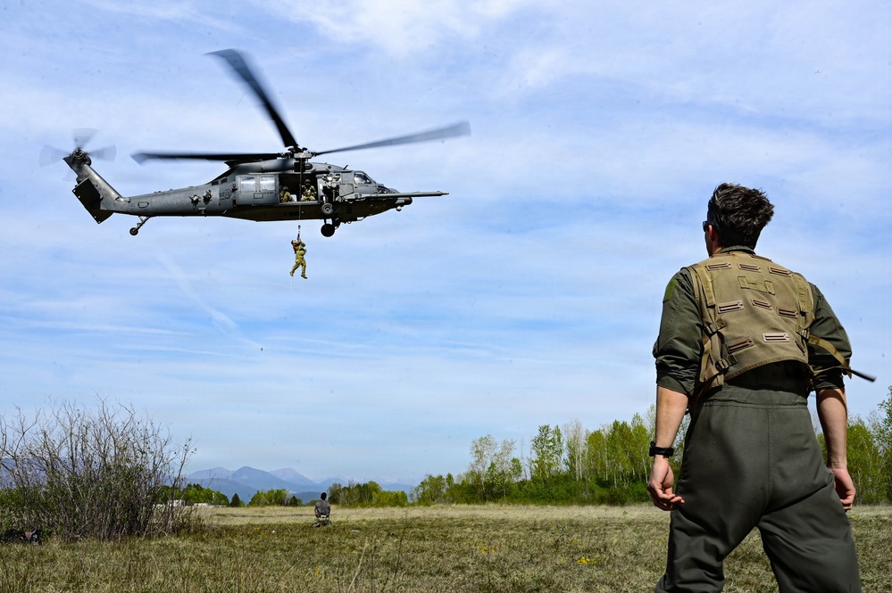 56th RQS enhances skills during SERE training