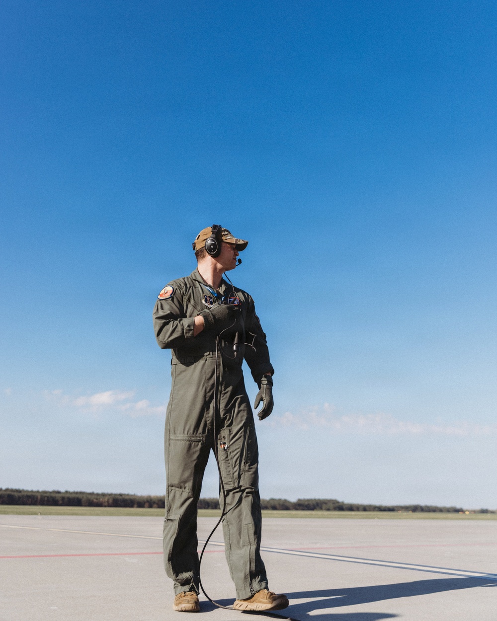 Polish Allies jump from a 139th Airlift Wing C-130H Hercules