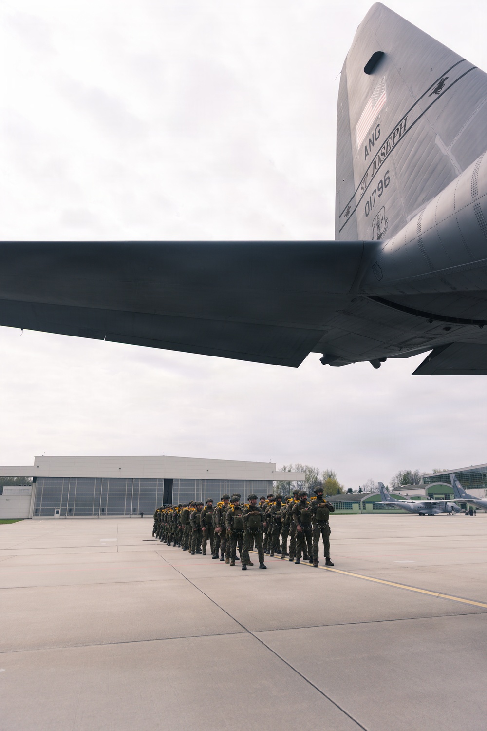 Polish Allies jump from a 139th Airlift Wing C-130H Hercules