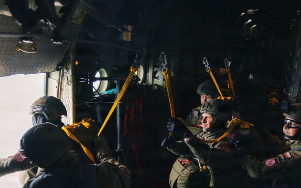 Polish Allies jump from a 139th Airlift Wing C-130H Hercules