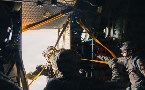 Polish Allies jump from a 139th Airlift Wing C-130H Hercules