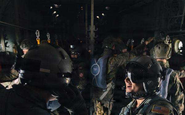 Polish Allies jump from a 139th Airlift Wing C-130H Hercules
