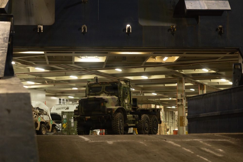 2nd DSB Offloads and Transports Ground and Logistical Equipment in preparation for exercise Aurora