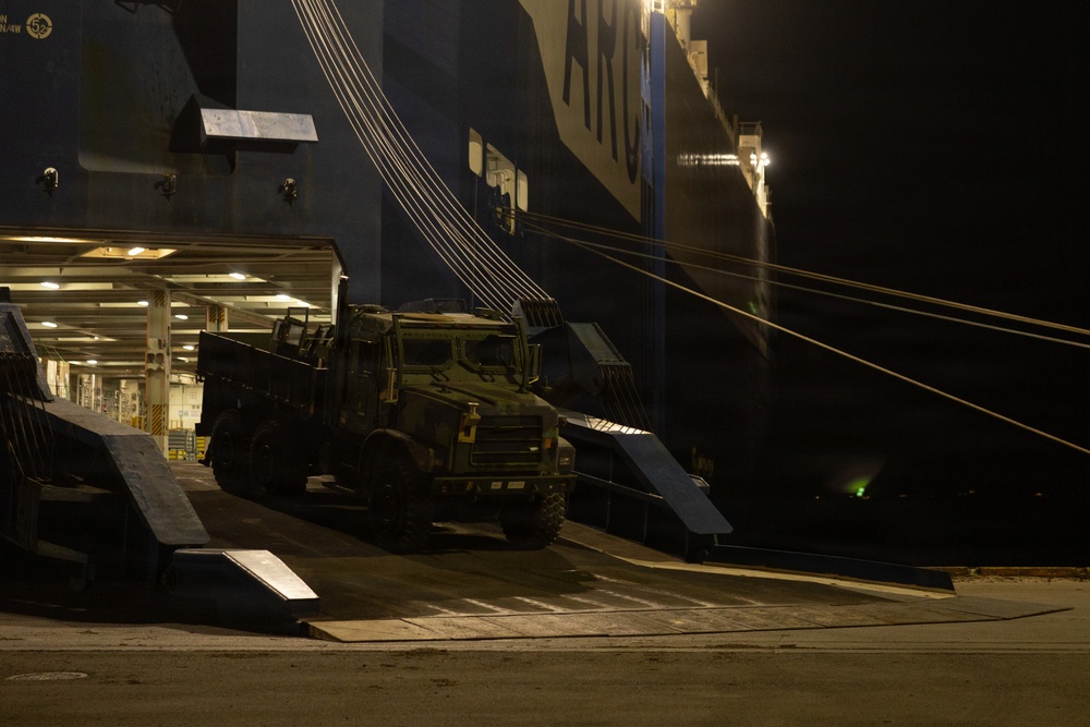 2nd DSB Offloads and Transports Ground and Logistical Equipment in preparation for exercise Aurora