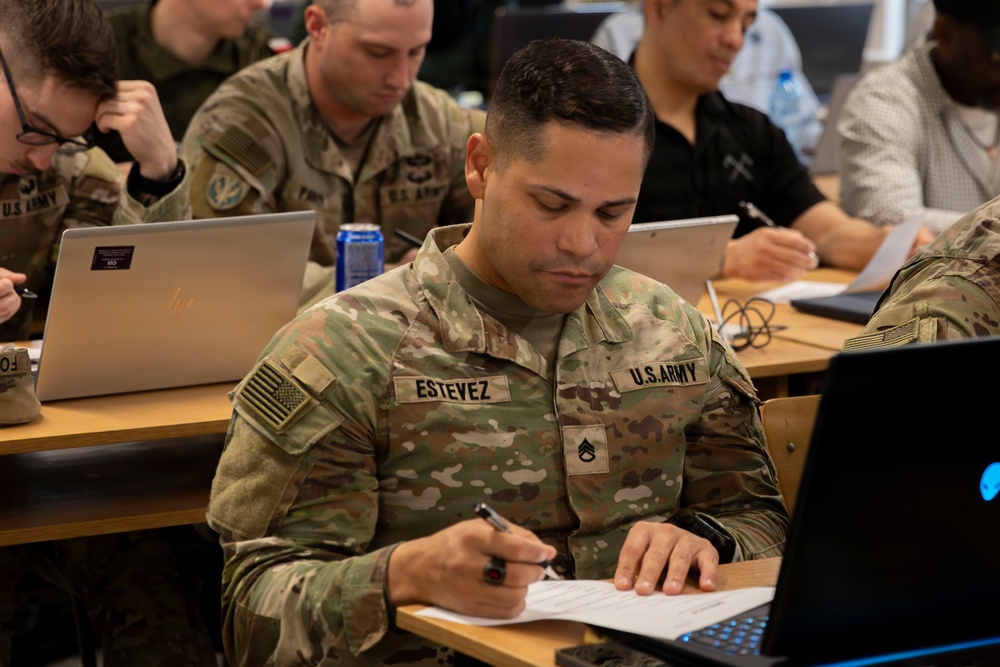 U.S. Army V Corps hosts physical security class with Polish Army