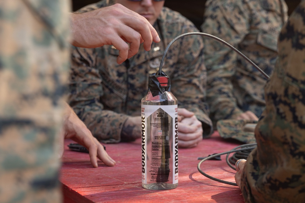 EOD Technicians Compete in USMC EOD Team of the Year Competition