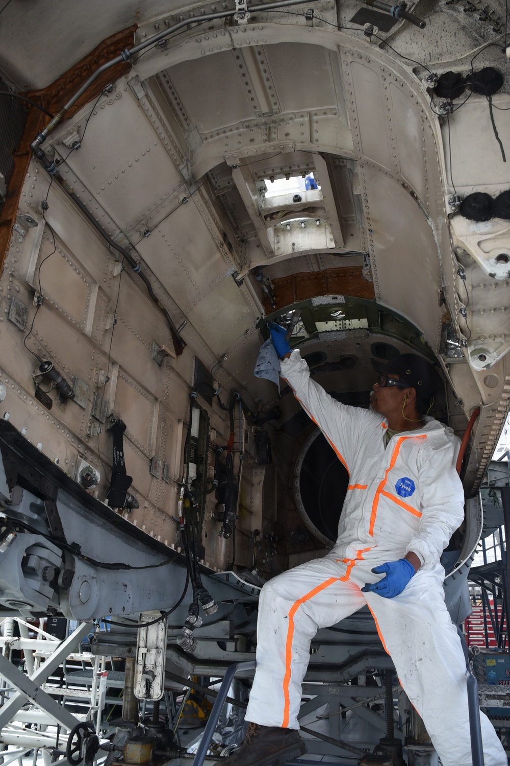 FRCSW Produces First Organic Super Hornet to Undergo Block III Modifications