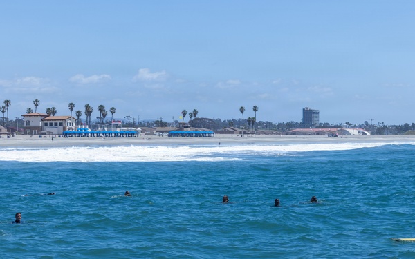 BLT 2/4 conducts Surf Qualifications