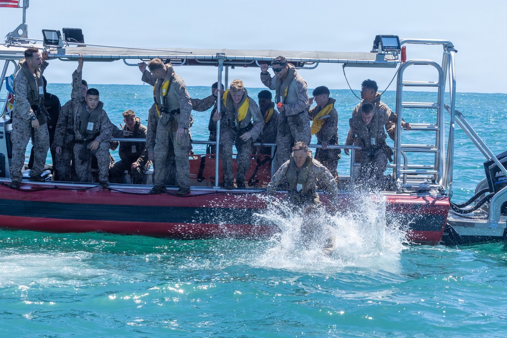 BLT 2/4 conducts Surf Qualifications