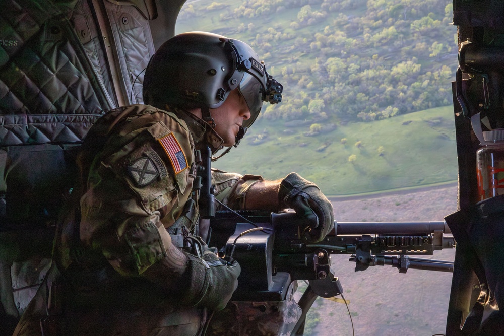 Nebraska Guardsmen Practice Door Gunner Skills