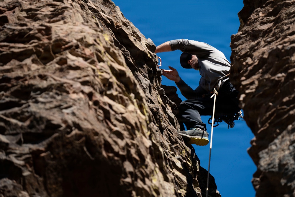 1st Special Forces Group (Airborne) conducts Basic Mountain Operator-Summer course