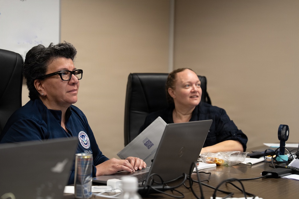 Saipan Emergency Operations Center Responds to Sinlaku