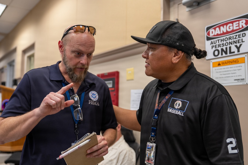 Saipan Emergency Operations Center Responds to Sinlaku