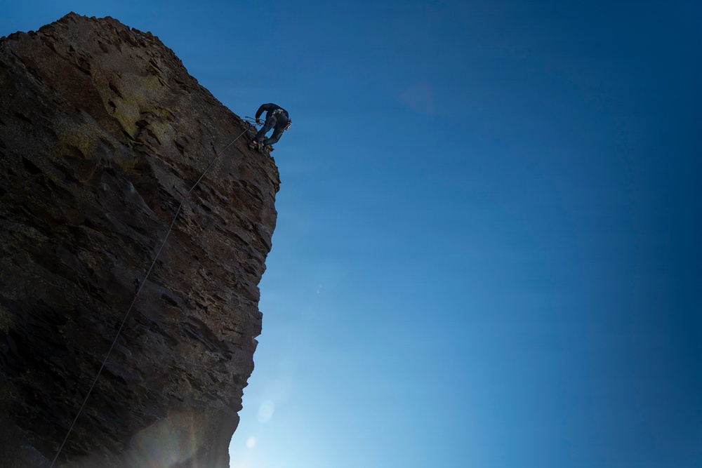 1st Special Forces Group (Airborne) conducts Basic Mountain Operator-Summer course