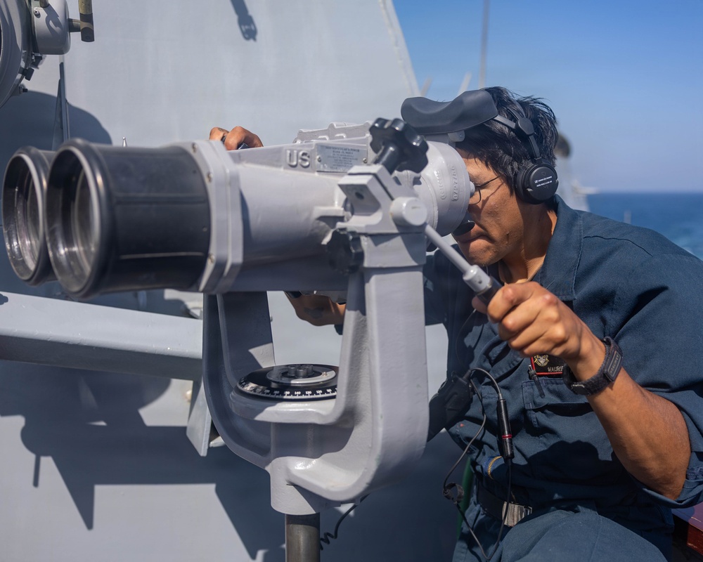 USS Rafael Peralta (DDG 115) Conducts Operations