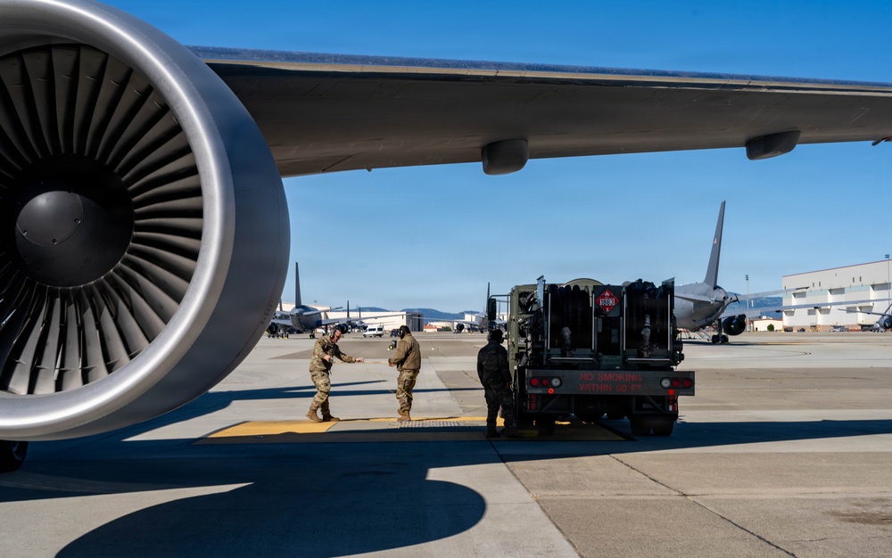 Travis Airmen establish KC-46 hot pit refueling capability