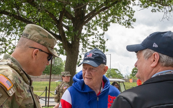DCNG Commanding General visits Jefferson memorial