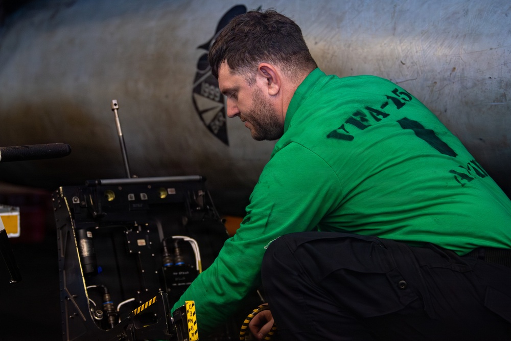 USS Theodore Roosevelt Maintenance