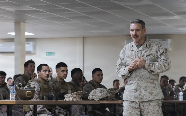 MARCENT senior leadership visit Marines with Echo 2/10