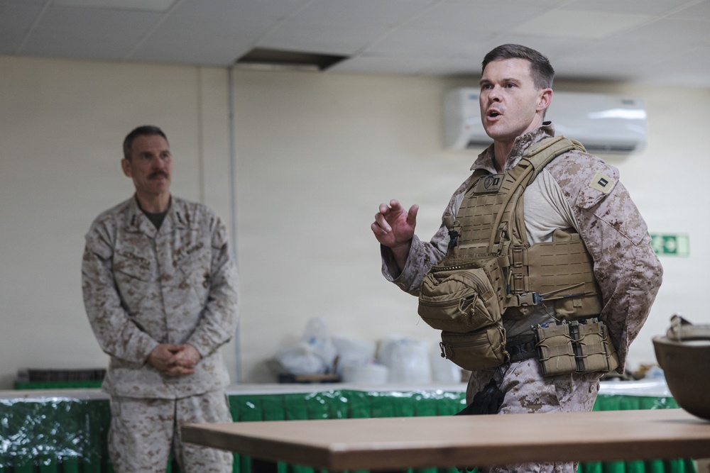 MARCENT senior leadership visit Marines with Echo 2/10