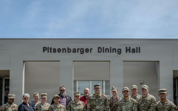 Lt. Gen. Hurry &amp; CMSgt Fitch visits WPAFB