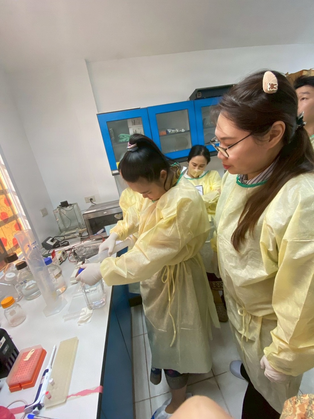 WRAIR-AFRIMS provides antimicrobial resistance training to Lao collaborators