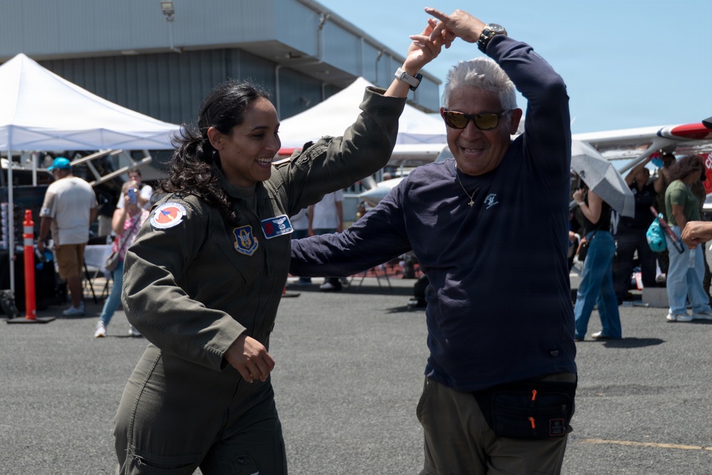 Hurricane hunters spread awareness during CHAT