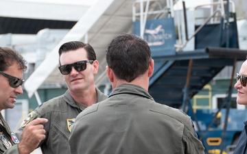Hurricane Hunters spread awareness during CHAT