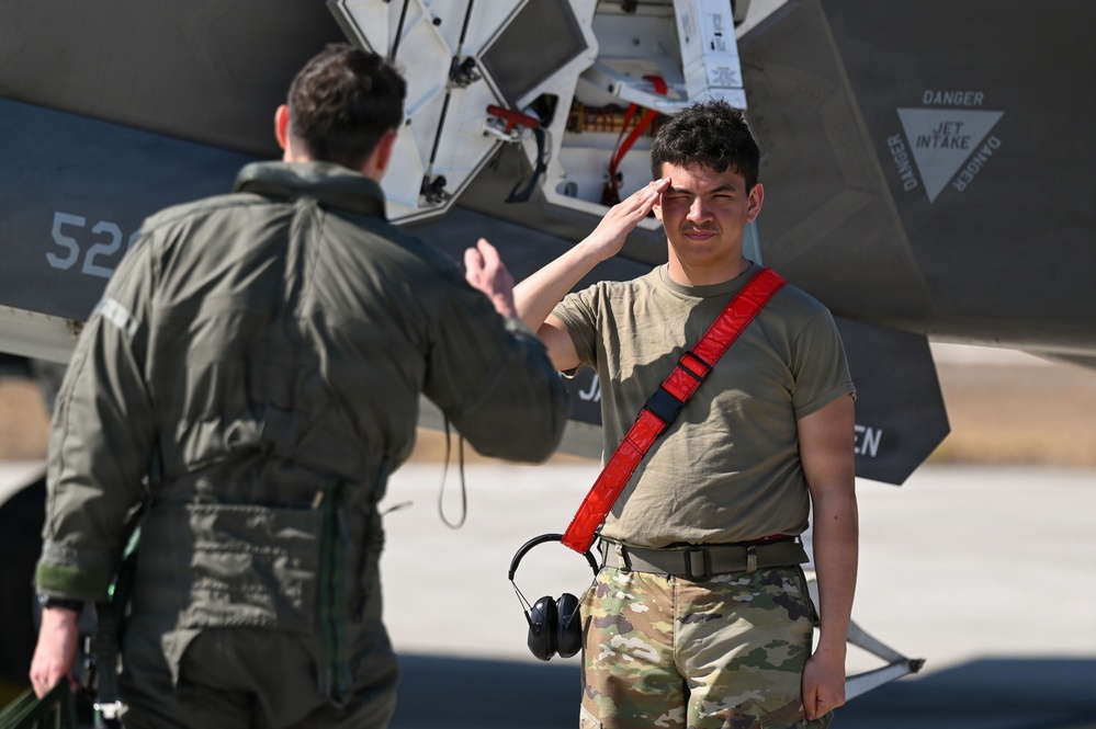 60th FS takes off during exercise Buc Wild Weasel
