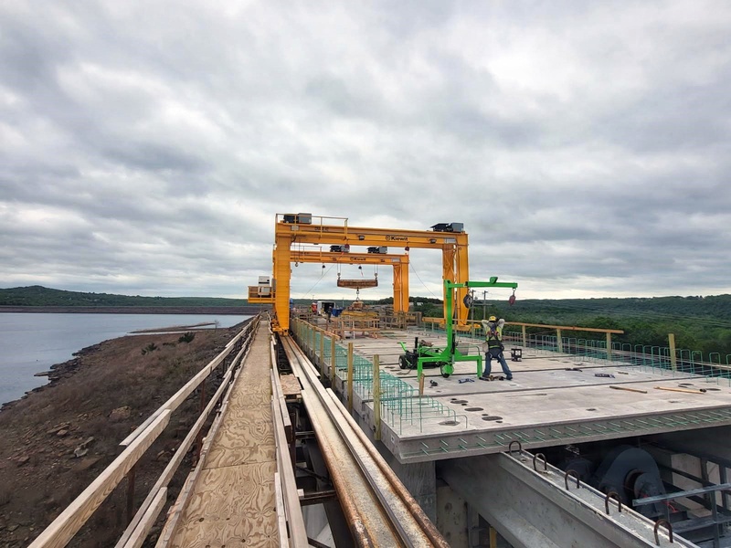 Bridge Construction Continues at Tenkiller Lake