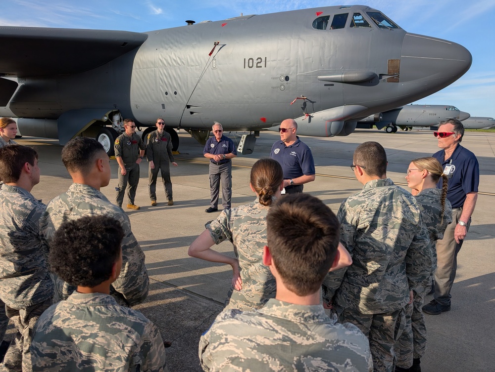 Barksdale AFB hosts Civil Air Patrol Louisiana Wing cadets for B-52 immersion