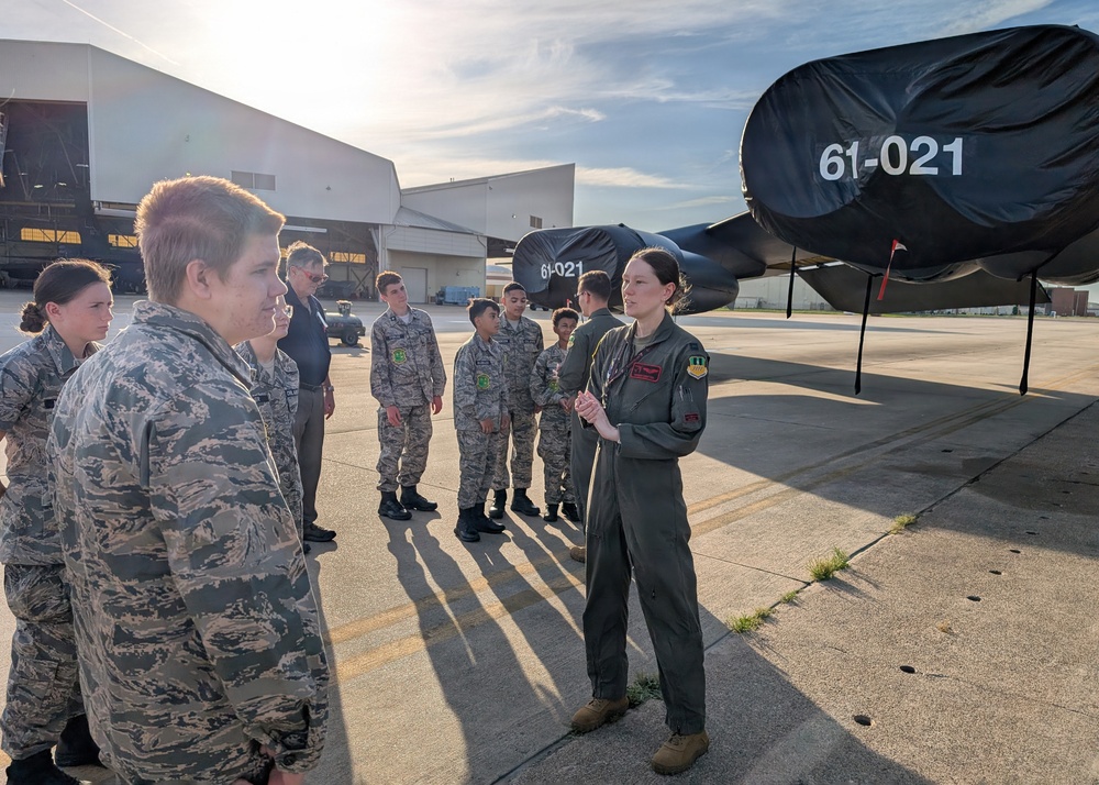 Barksdale AFB hosts Civil Air Patrol Louisiana Wing cadets for B-52 immersion