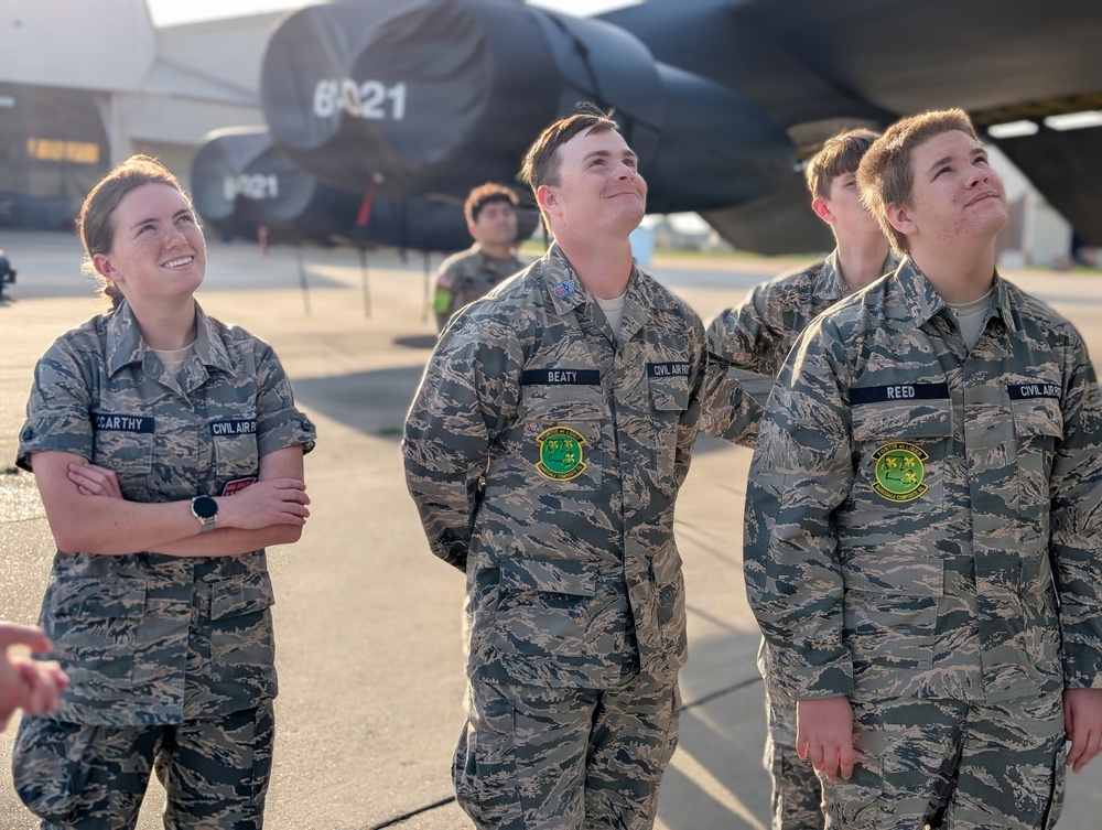 Barksdale AFB hosts Civil Air Patrol Louisiana Wing cadets for B-52 immersion
