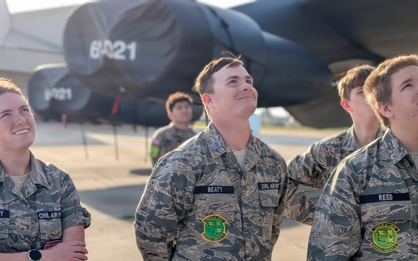 Barksdale AFB hosts Civil Air Patrol Louisiana Wing cadets for B-52 immersion