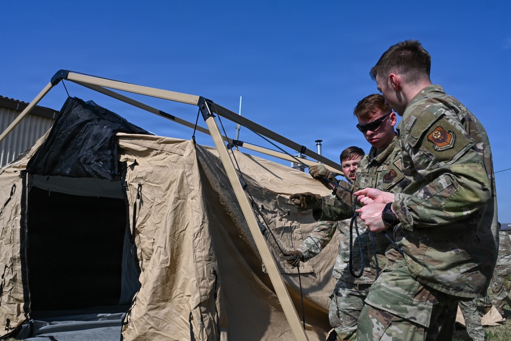 Freedom Flag 26-1: 31 CABS establishes contingency location for hot pit refueling