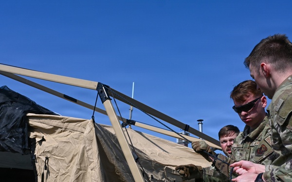 Freedom Flag 26-1: 31 CABS establishes contingency location for hot pit refueling