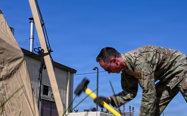 Freedom Flag 26-1: 31 CABS establishes contingency location for hot pit refueling