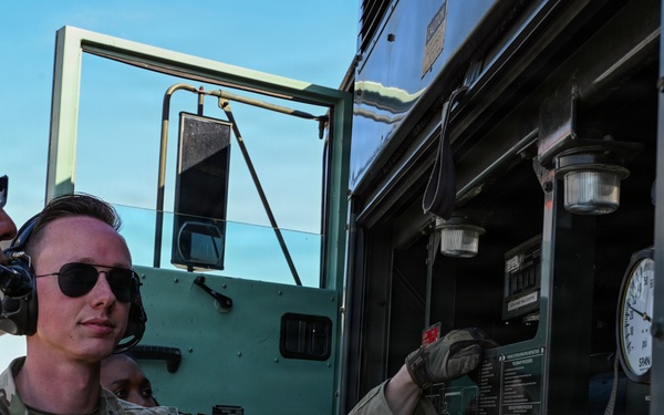 Freedom Flag 26-1: 31 CABS establishes contingency location for hot pit refueling